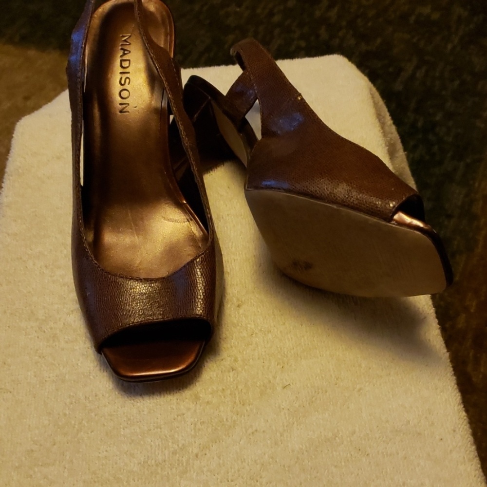 Madison peep toe pumps